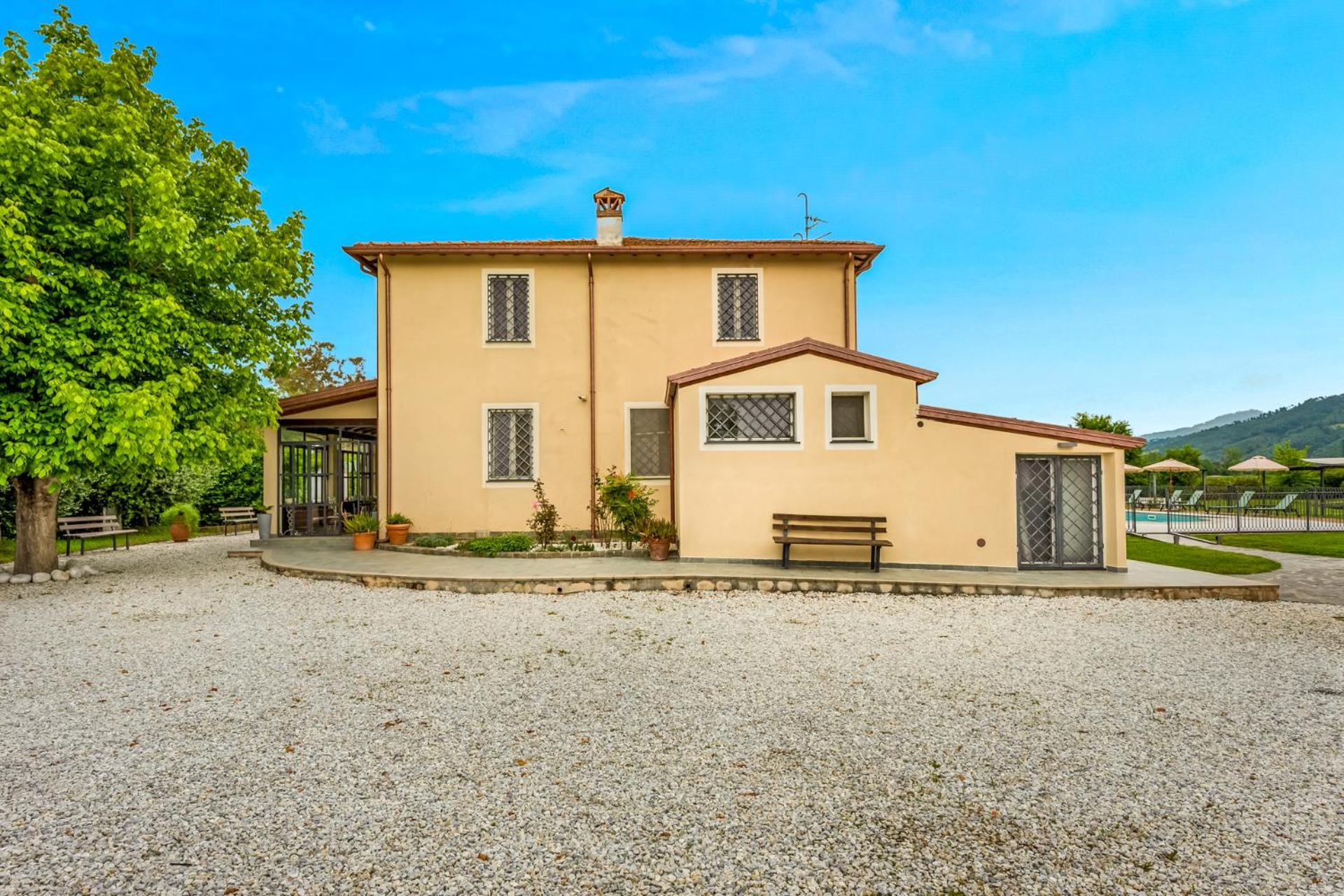 Vistalago Versilia มาสซาโรซา ภายนอก รูปภาพ